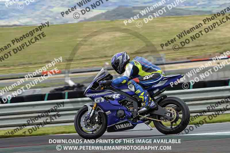 cadwell no limits trackday;cadwell park;cadwell park photographs;cadwell trackday photographs;enduro digital images;event digital images;eventdigitalimages;navarra;no limits trackdays;peter wileman photography;racing digital images;trackday digital images;trackday photos
